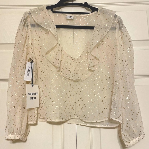 SOLD Aritzia Harper Blouse - Picture 2 of 3